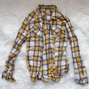 Yellow button up (snaps) plaid shirt